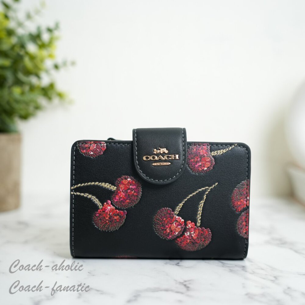 NWT Coach CDF10 Medium Corner Zip Wallet With Cherry Print Gold/Black Multi
